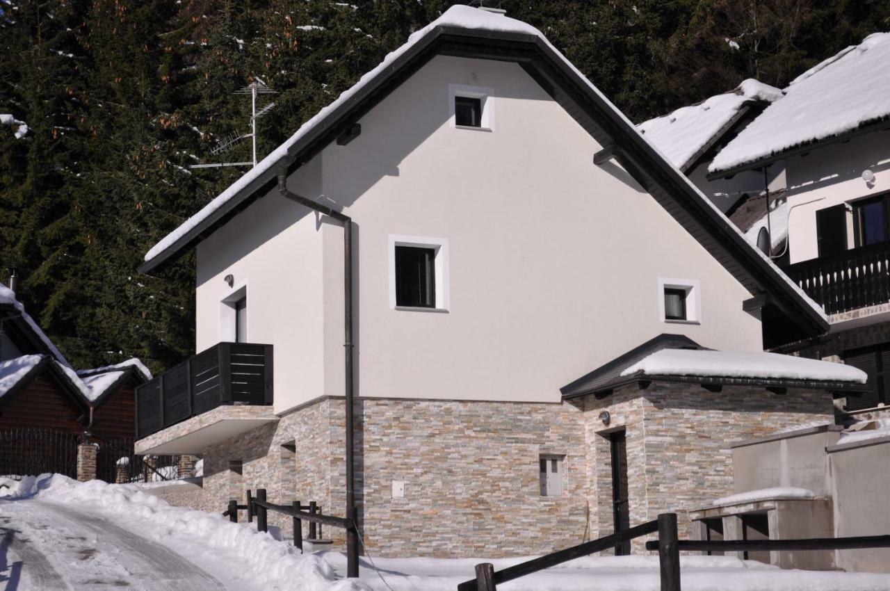 Holiday House Nune Zrece Exterior photo